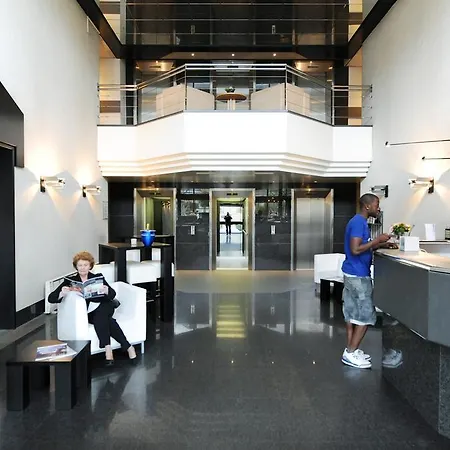 Hotel B-aparthotel Moretus 3*