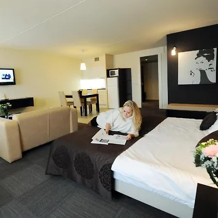 B-aparthotel Moretus 3*