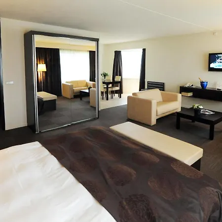 Hotel B-aparthotel Moretus Antwerpia
